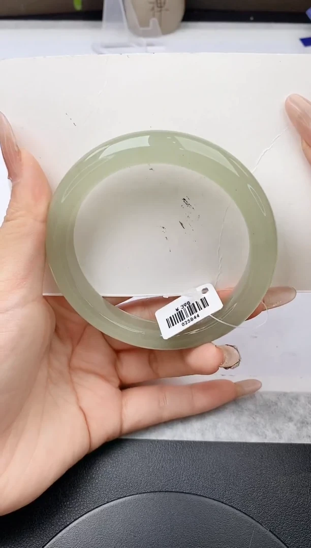 未镶嵌手镯石英质玉w150-DB62+