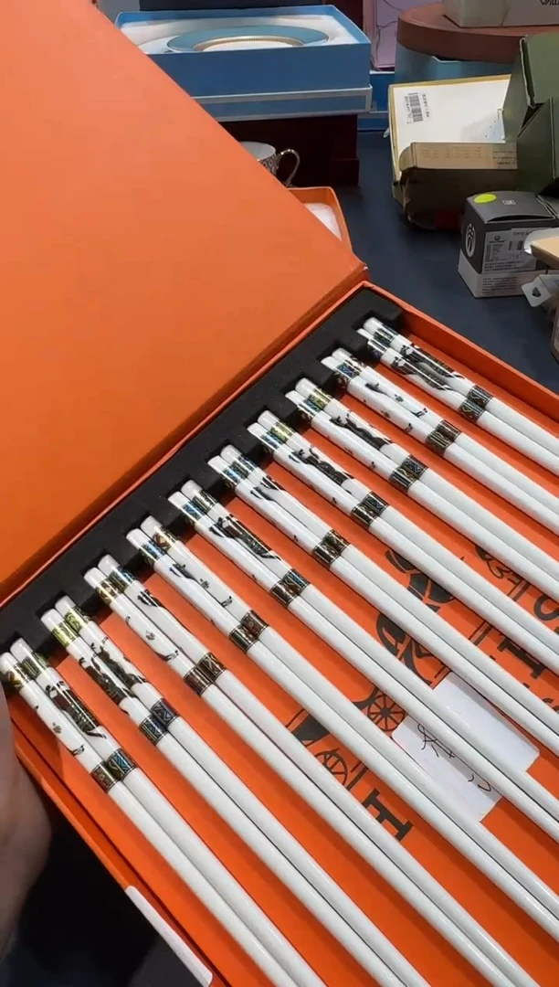 【闪购商品】瓷片E756全场正品，京东包邮