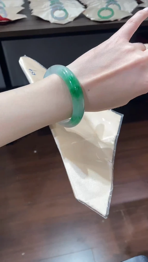 一物一图，闪购为准。
