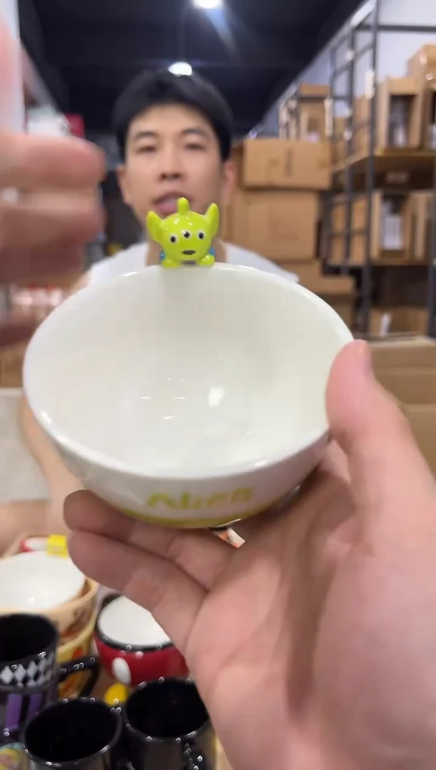 瓷片三眼仔小饭碗