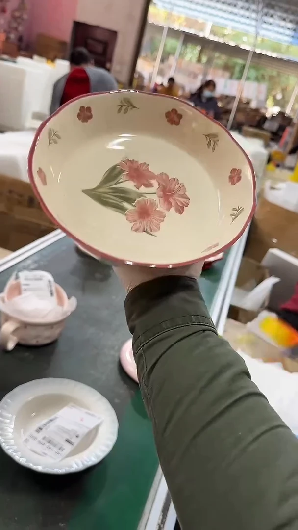 陶瓷折边碗 微瑕凑满20元包邮