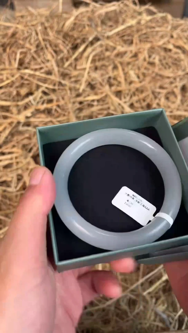 未镶嵌手镯石英质玉S-036