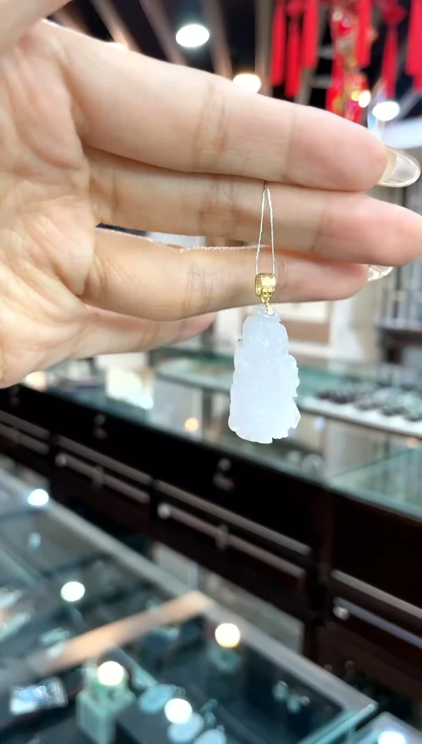 【闪购商品】翡翠颈饰18K金镶嵌白菜