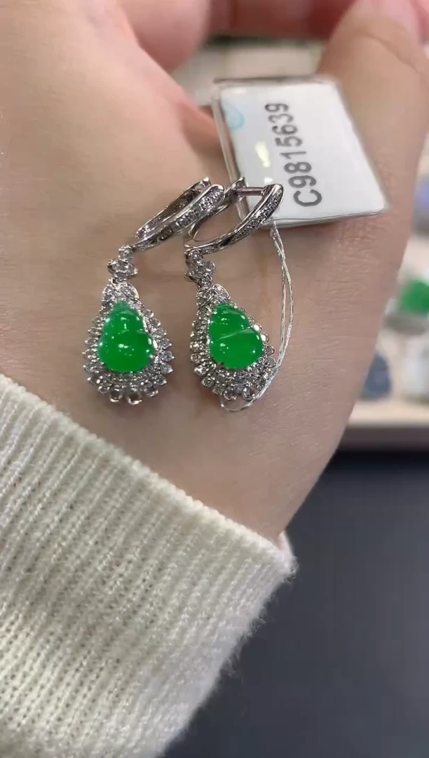 18K金镶嵌翡翠耳饰d40