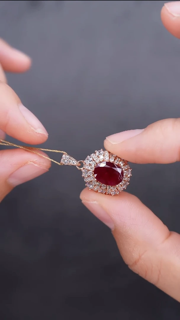 颈饰银S925镶嵌红宝石颈饰