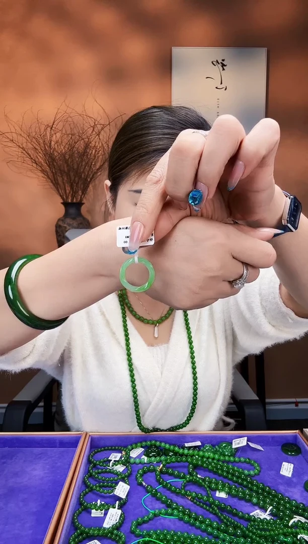 未镶嵌戒圈和田玉苹果绿戒圈 12 14 17 多样性发一