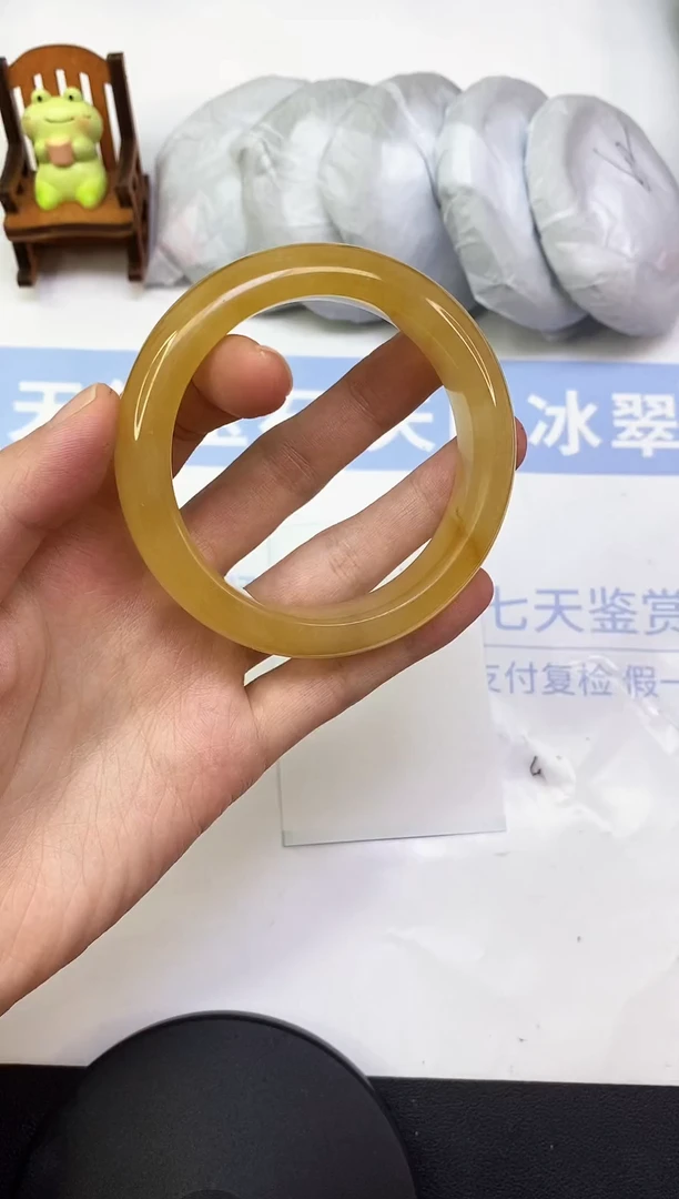 石英质玉手镯未镶嵌A7  57.6