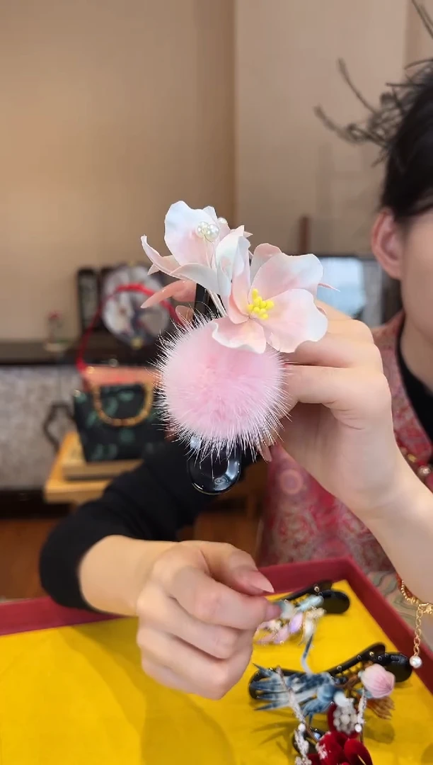 刺绣非遗绒花（发饰）