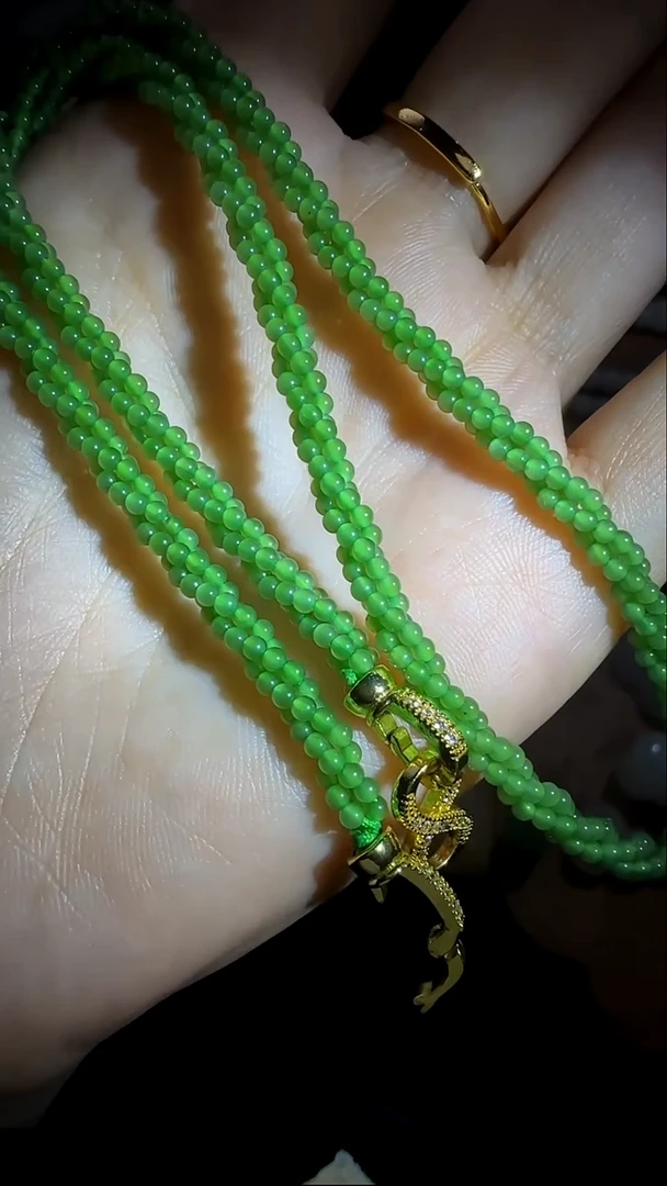 项链合金和田玉和田玉苹果绿扭扭链