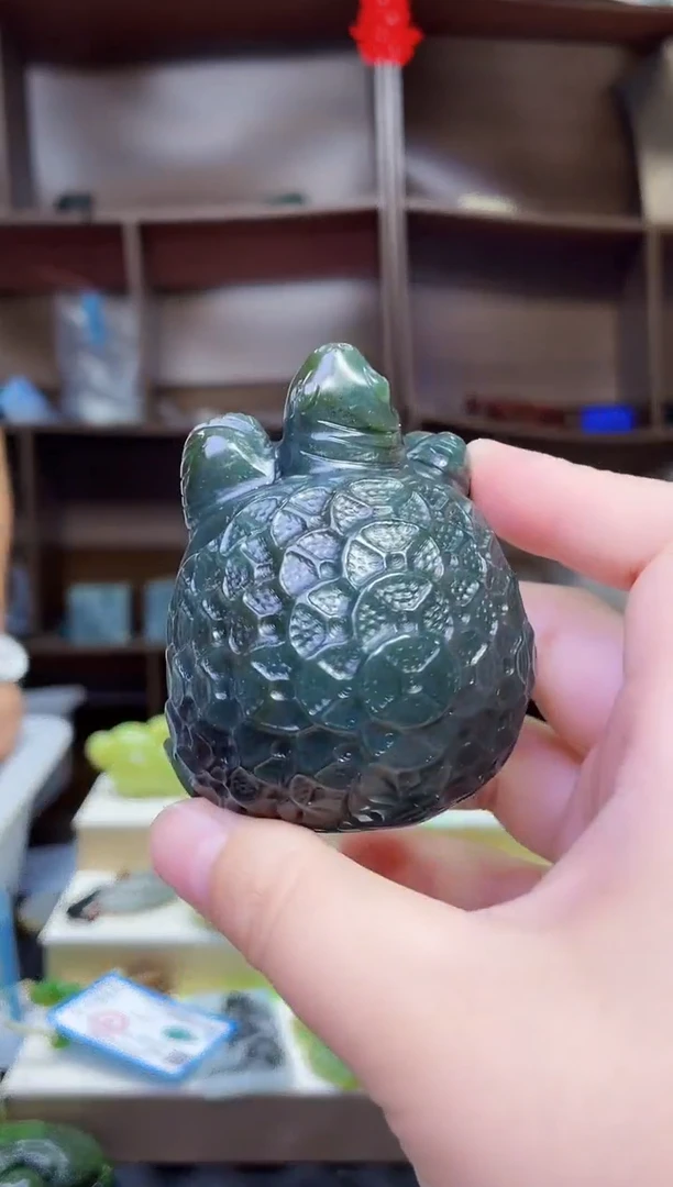 和田玉未镶嵌颈饰1