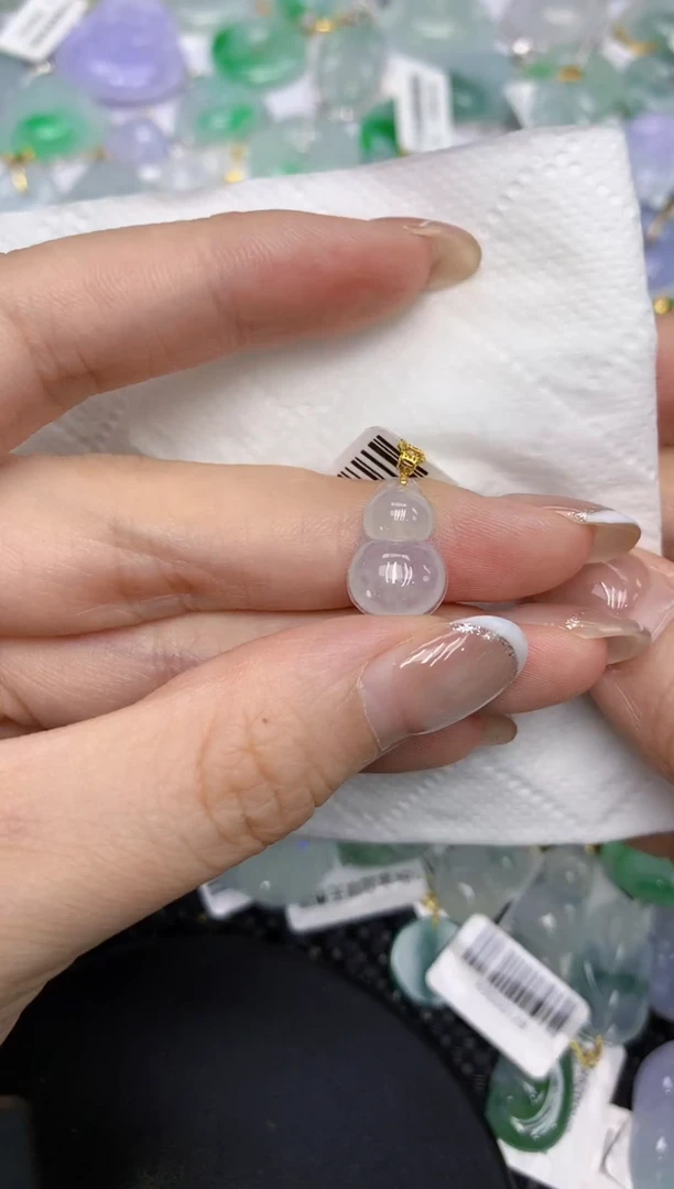 颈饰18K金镶嵌翡翠1111111