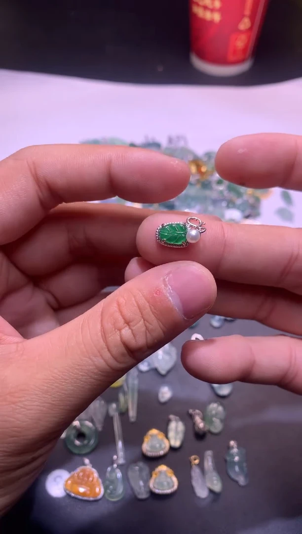 【闪购商品】翡翠吊坠(不含链)银S925镶嵌1