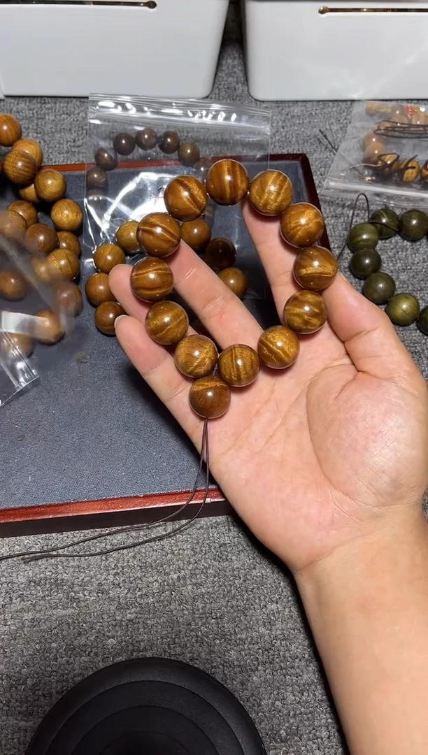 金丝楠手串/手链2.0药香老料闪电花纹款238