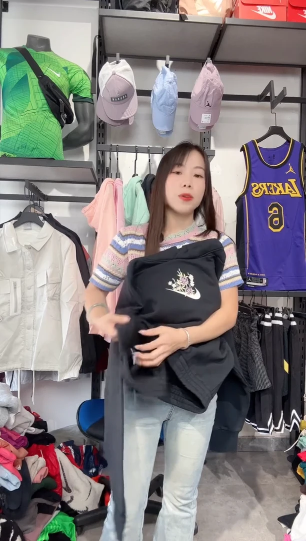 1309编码 瑕疵款直播间过款为准 尺码 170