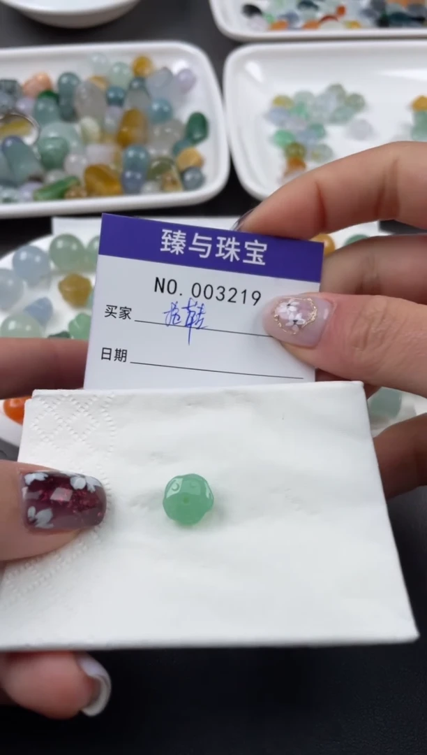 【闪购商品】定制翡翠未镶嵌天然翡翠