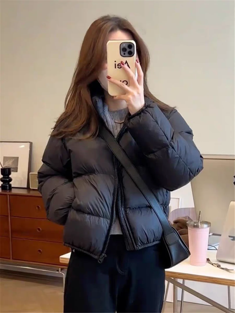 短款立领羽绒服，豆