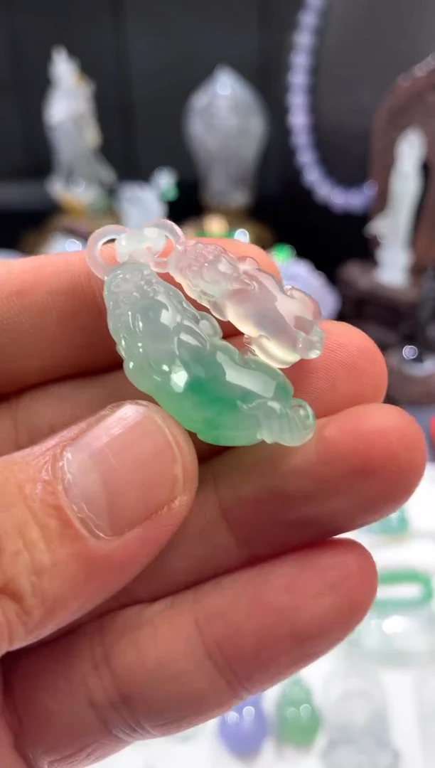 未镶嵌挂件翡翠天然翡翠挂件