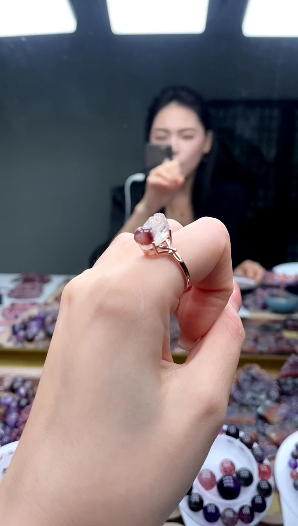 未镶嵌戒指水晶超七金草莓貔貅戒指  多样性发一