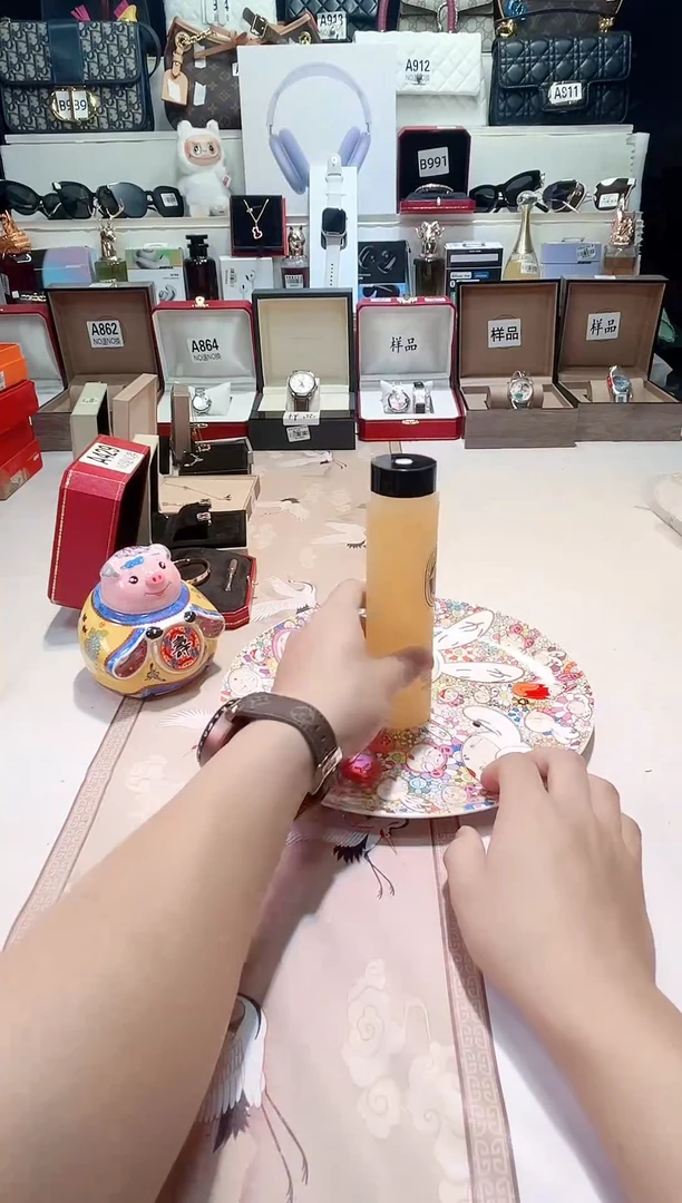 瓷片瓷器 库房到期 全部地板价@@1