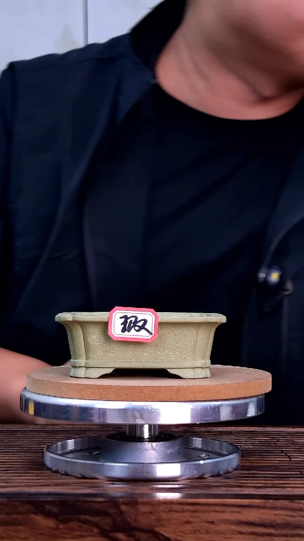 紫砂花盆紫砂花盆内口8-6-2.5  微假