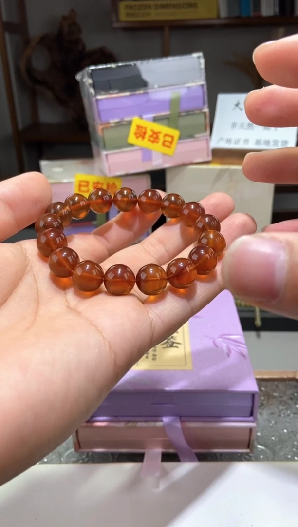 琥珀颈饰未镶嵌12+棕红手串