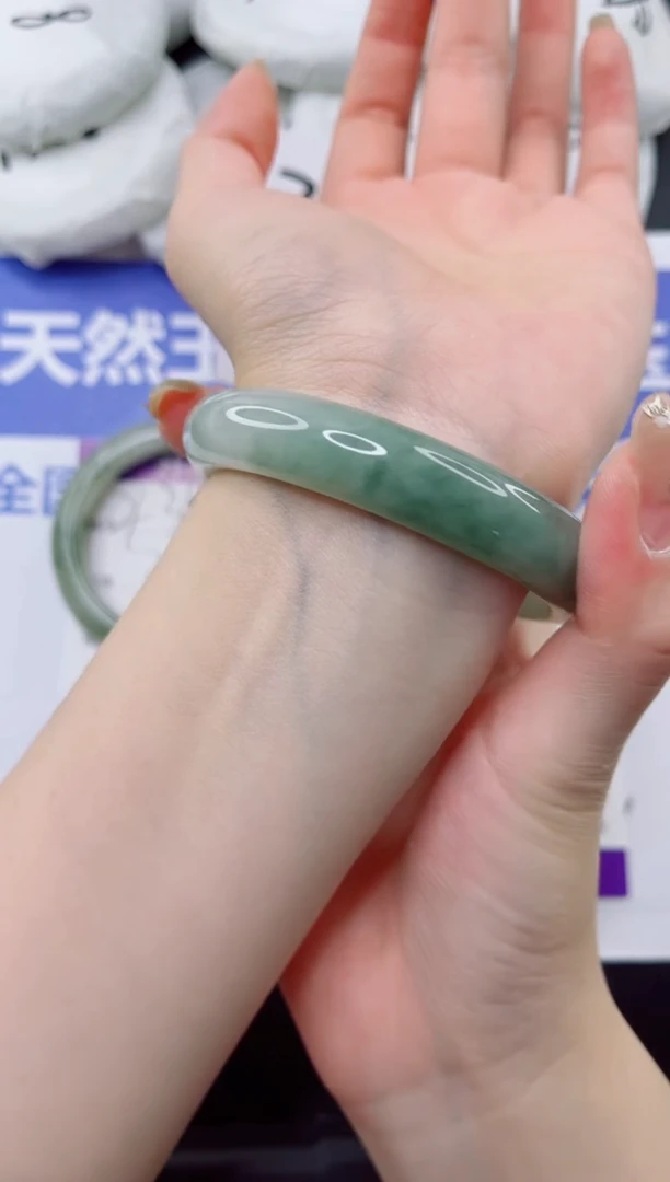 石英质玉手镯未镶嵌435-56