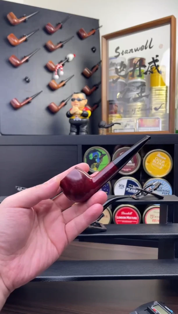 登喜路74年苹果酒红色