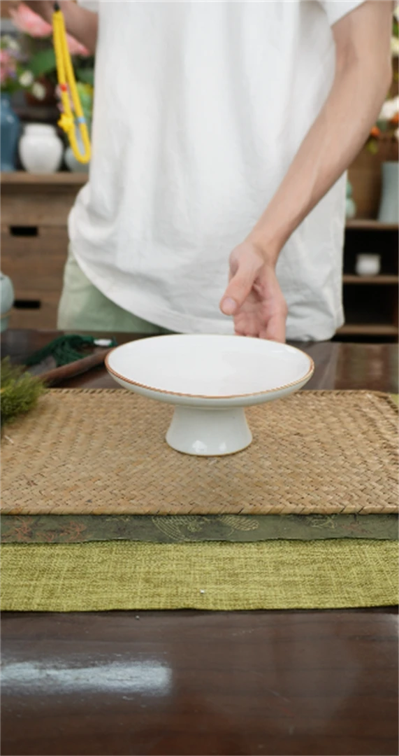 【闪购商品】团圆白色高足细脚果盘15cm