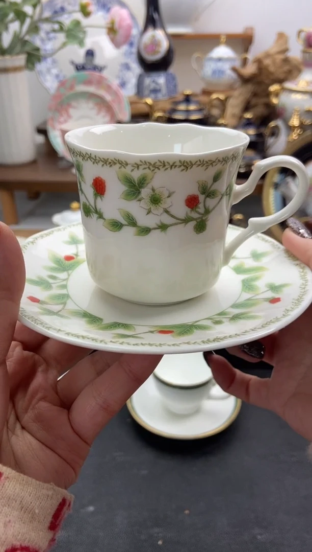 瓷片全新华伦天谨慎参拍，防伪帖撕毁无售后