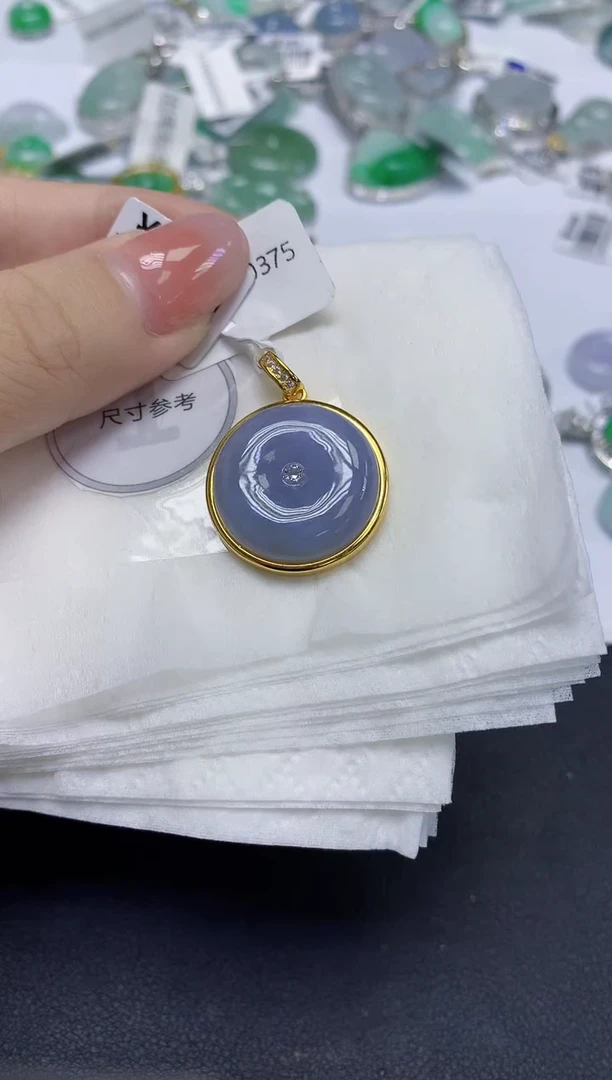 颈饰未镶嵌翡翠天然缅甸翡翠A货多样性发一件