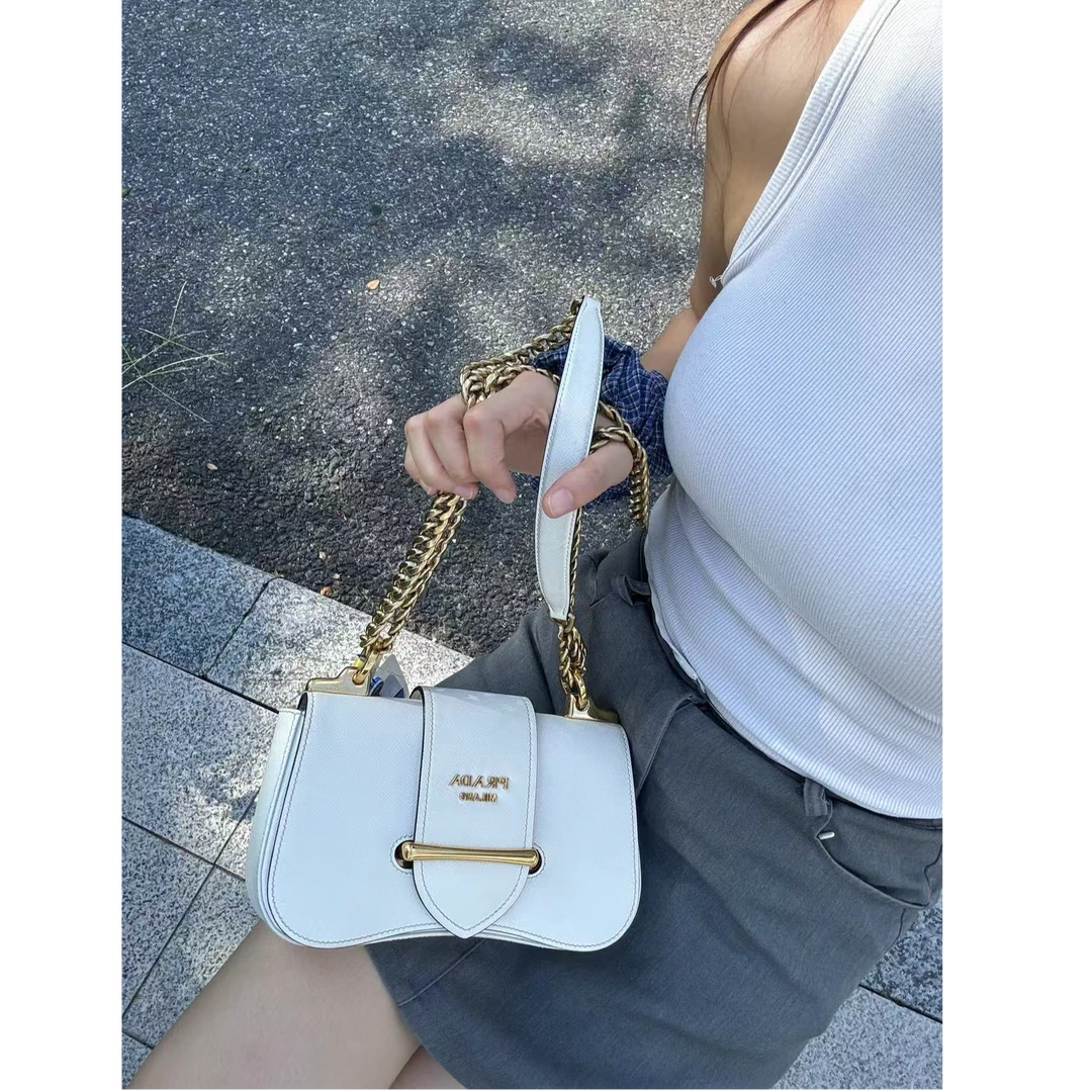 95新 Prada/普拉达 【小考拉】PRADA 白金sidonie斜挎包