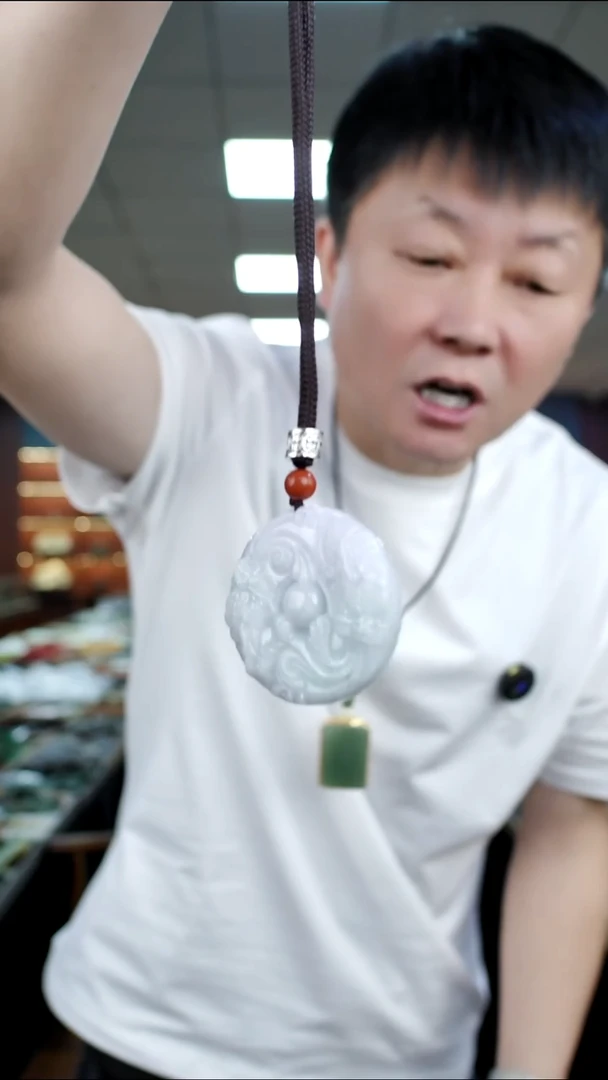 颈饰未镶嵌翡翠多样是发货随机发一