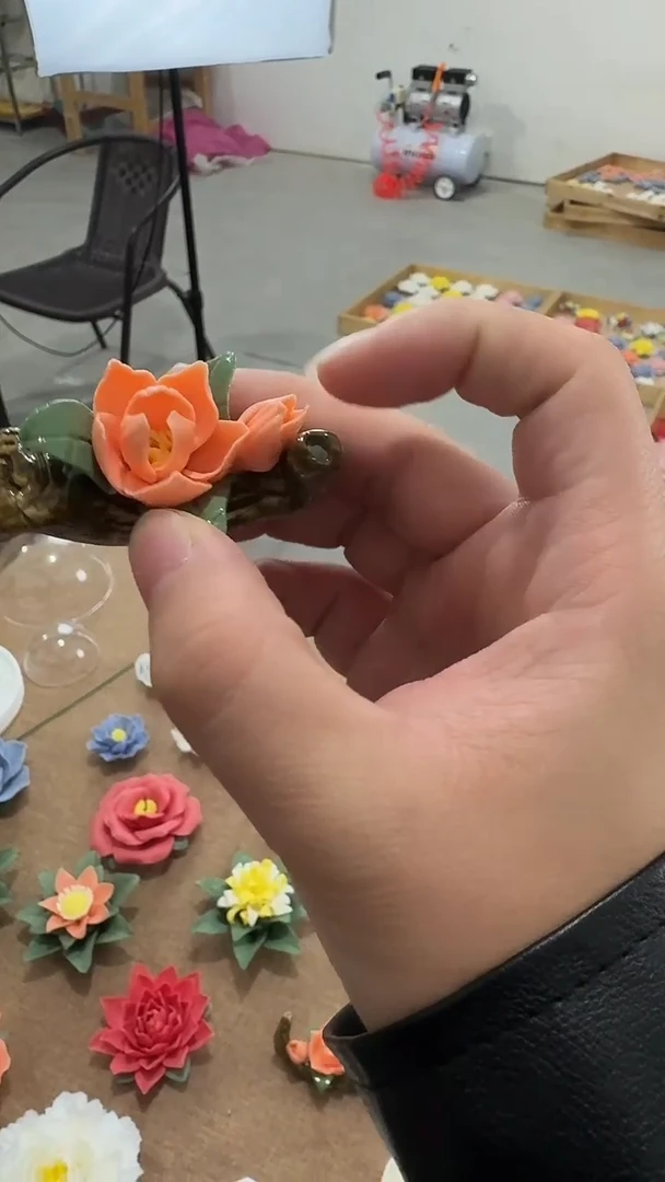 陶瓷陶瓷手捏花