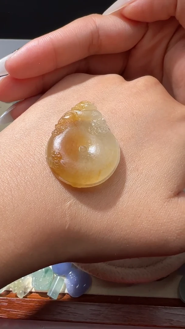 未镶嵌定制翡翠✨****✨冰黄无事牌