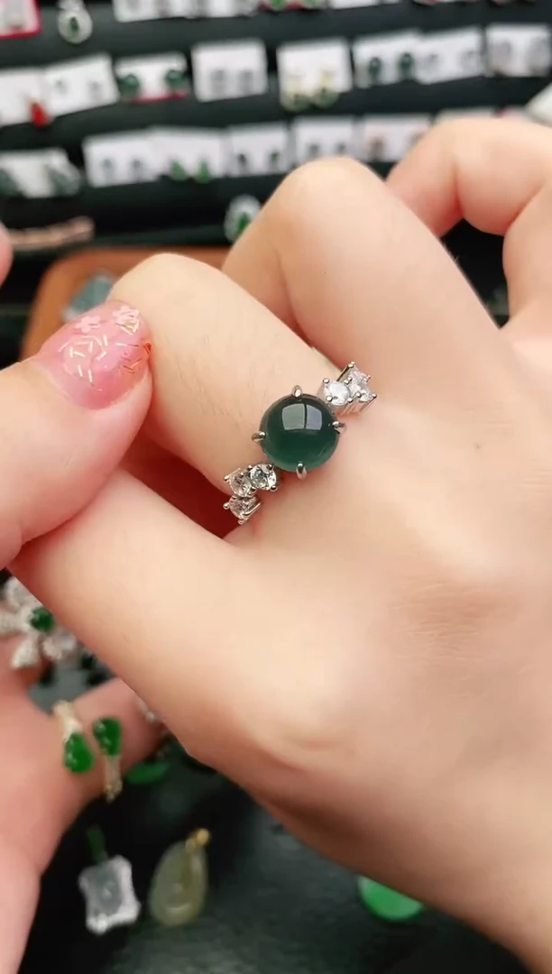 翡翠戒指银S925镶嵌戒指