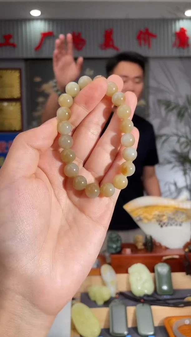 和田玉未镶嵌颈饰10