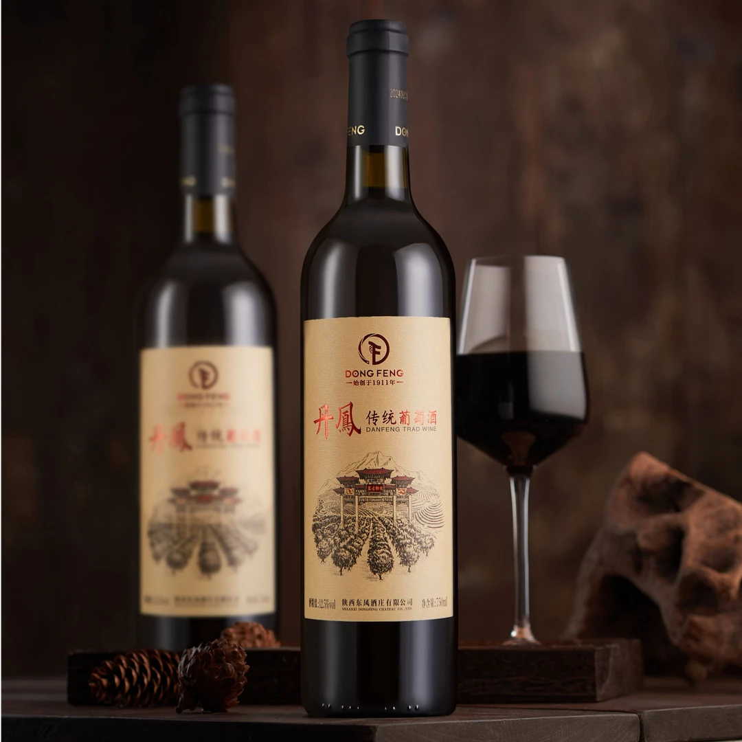 东凤酒庄 传统 丹凤葡萄酒  经典老酒 天然窖藏 甜红葡萄酒