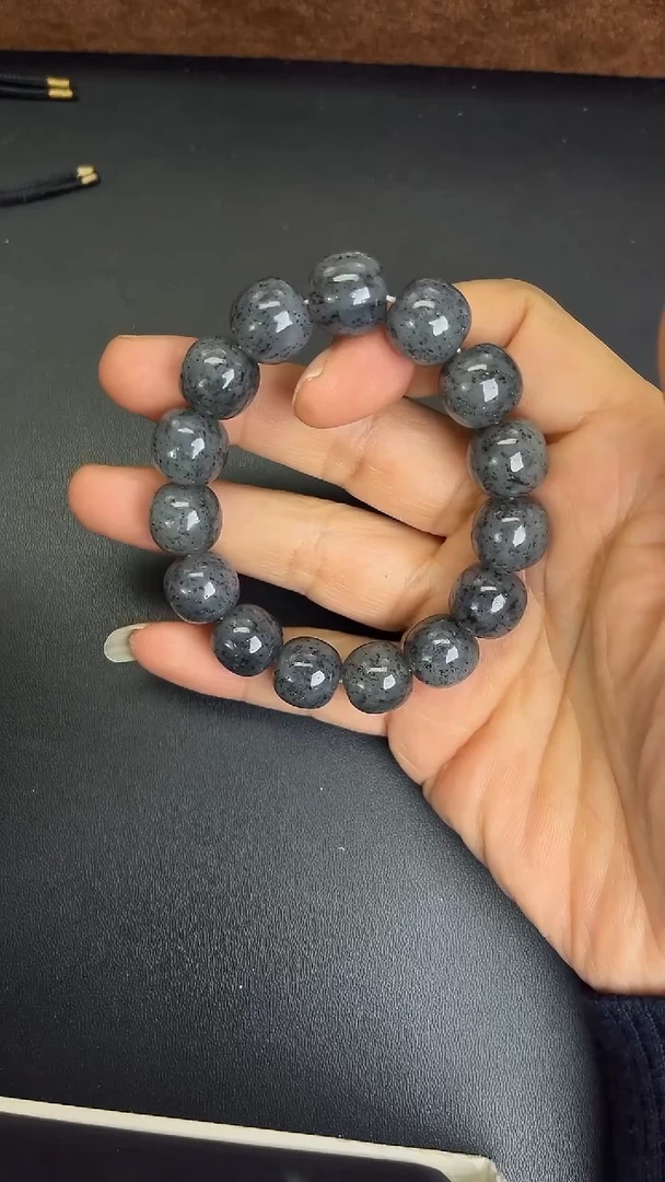 未镶嵌手串和田玉点墨青花老型珠卡14mm手串