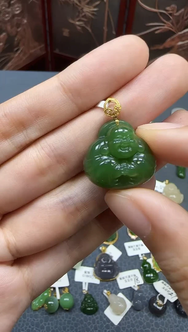 和田玉18K金镶嵌挂件1