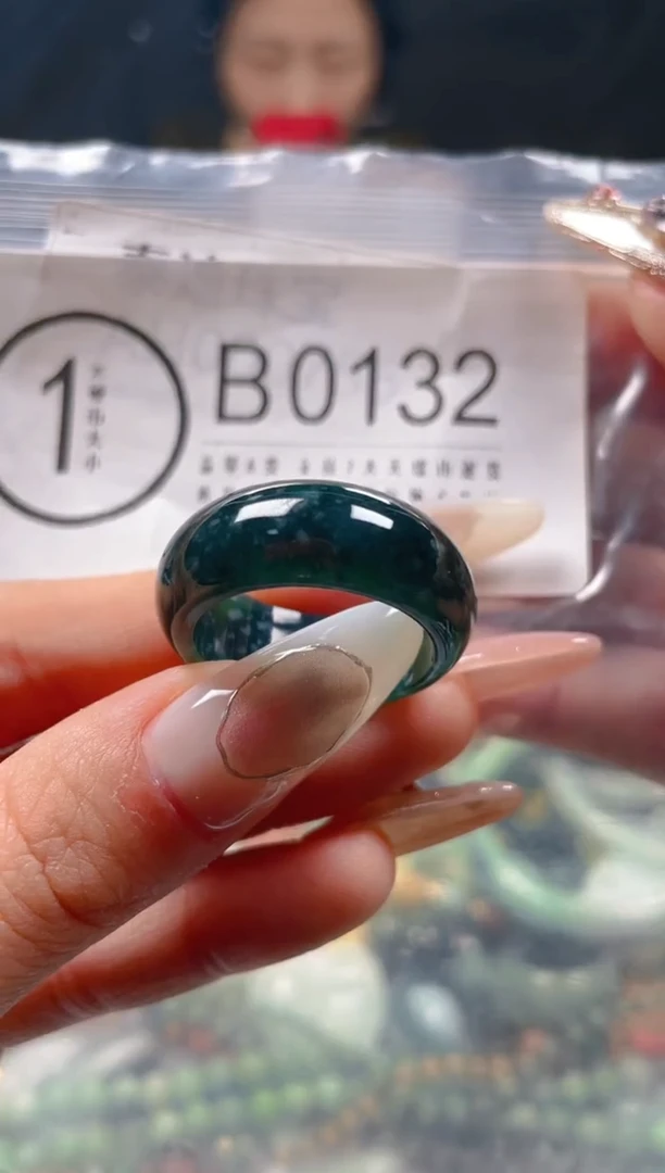 【闪购商品】翡翠颈饰未镶嵌21/B/翡翠A货一图一物