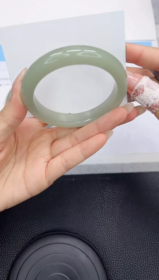 石英质玉手镯未镶嵌122-57.2