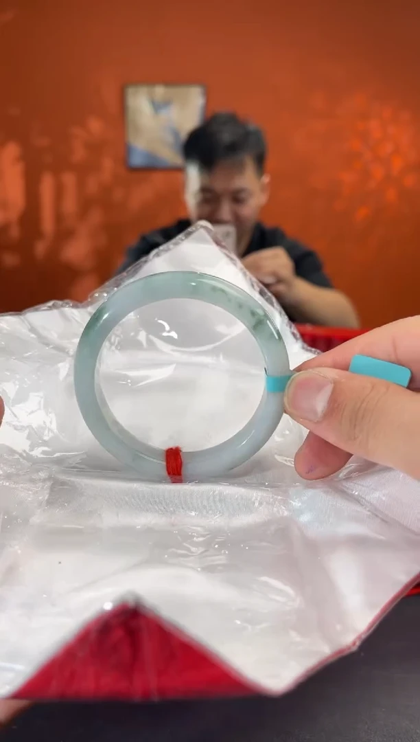 未镶嵌手镯翡翠3