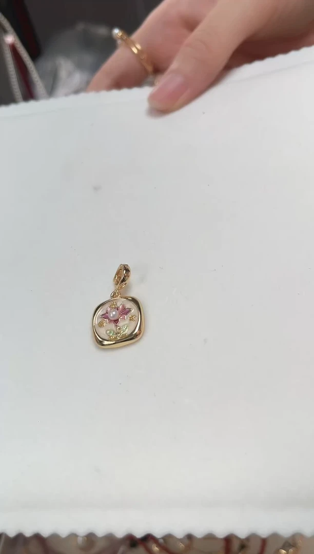 淡水珍珠未镶嵌吊坠(不含链)白莲花吊坠