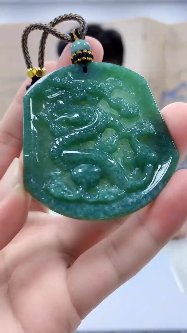 【闪购商品】定制翡翠未镶嵌4917bb-毛货挂件127