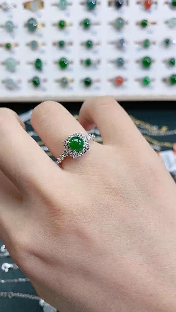 翡翠戒指银S925镶嵌天然翡翠