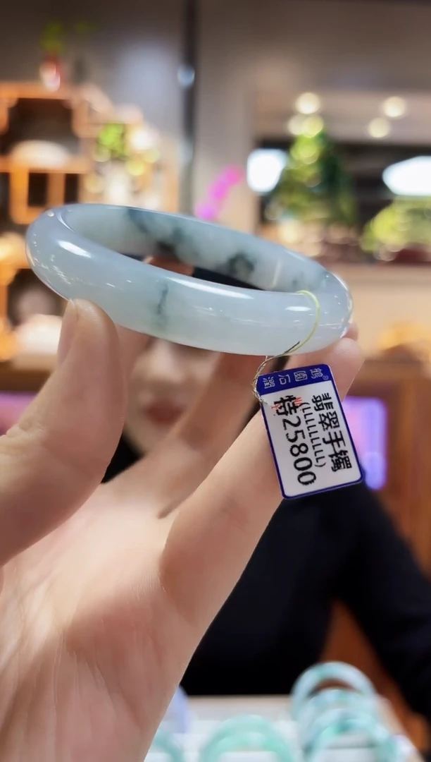 【闪购商品】翡翠颈饰未镶嵌手镯58.2