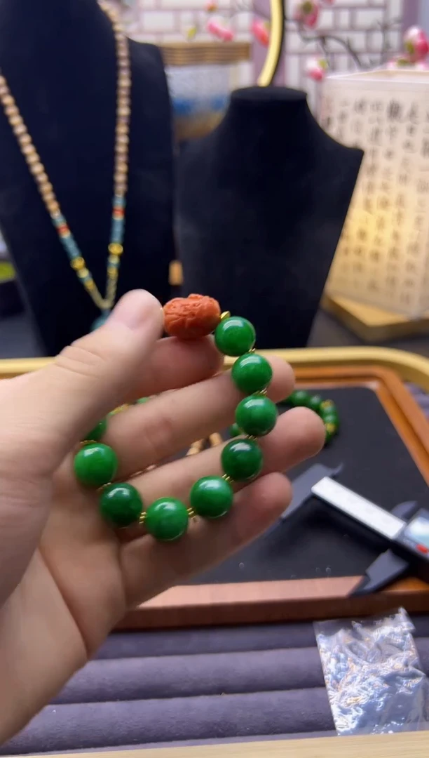 【闪购商品】翡翠颈饰14K金镶嵌S168