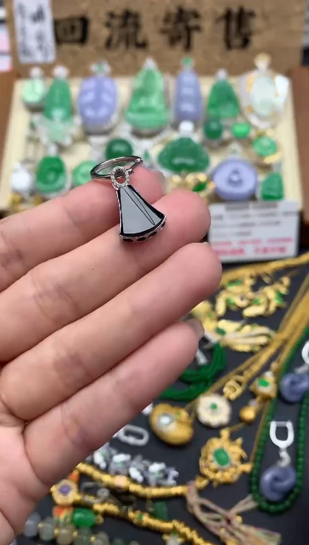 【闪购商品】翡翠颈饰18K金镶嵌162-中国好珍宝