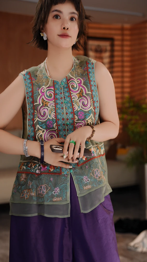 YUNSHUIHE/云水禾新中式桑蚕丝刺绣马夹