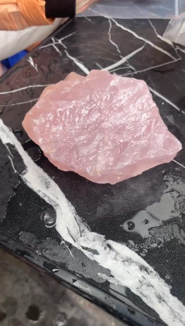 【闪购商品】芙蓉石原石未镶嵌天然粉水晶原石摆件